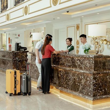 Merperle Beach Hotel Nha Trang Exterior photo