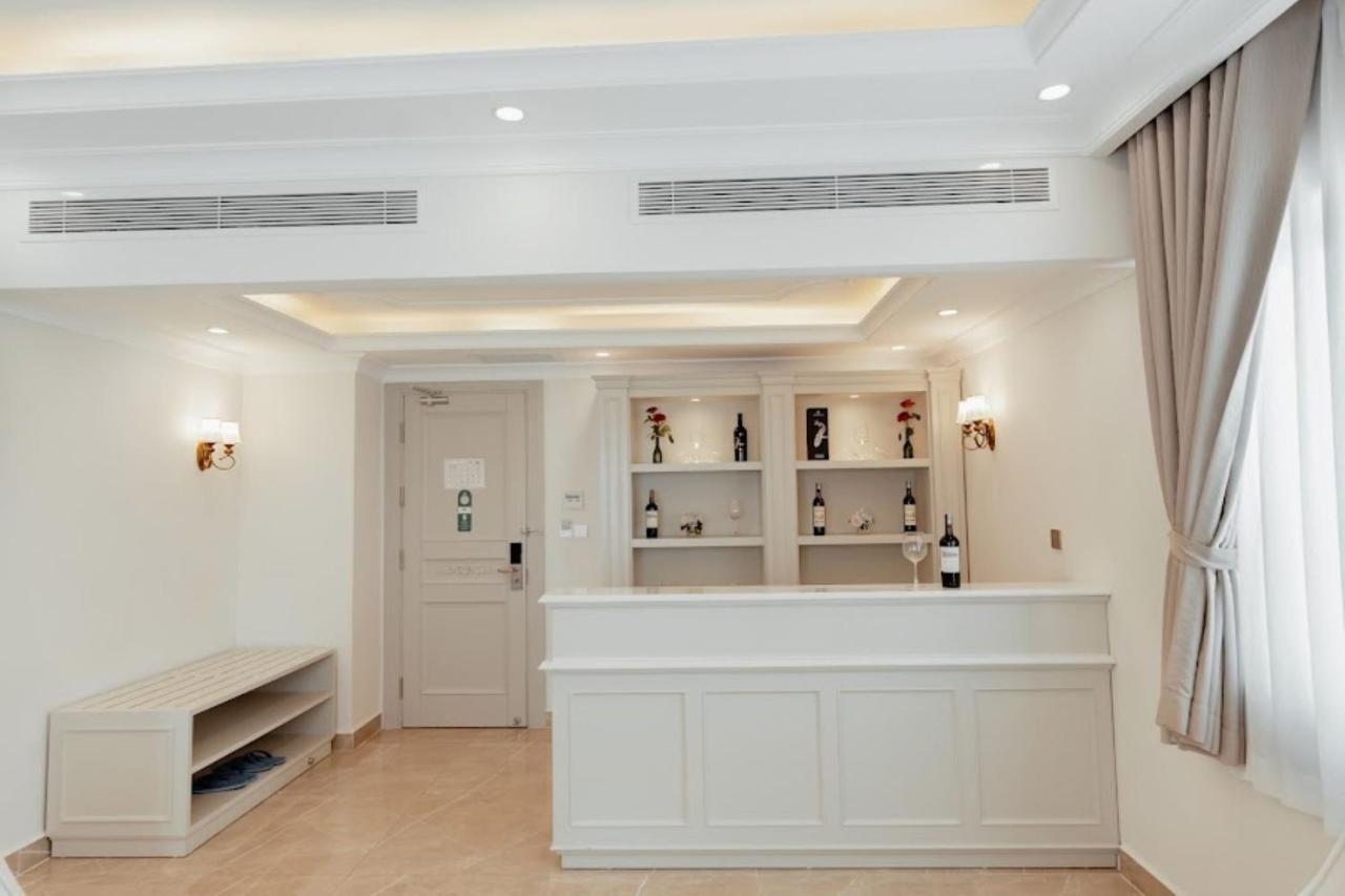 Merperle Beach Hotel Nha Trang Exterior photo