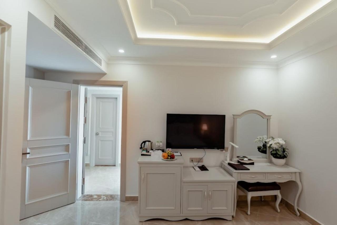 Merperle Beach Hotel Nha Trang Exterior photo