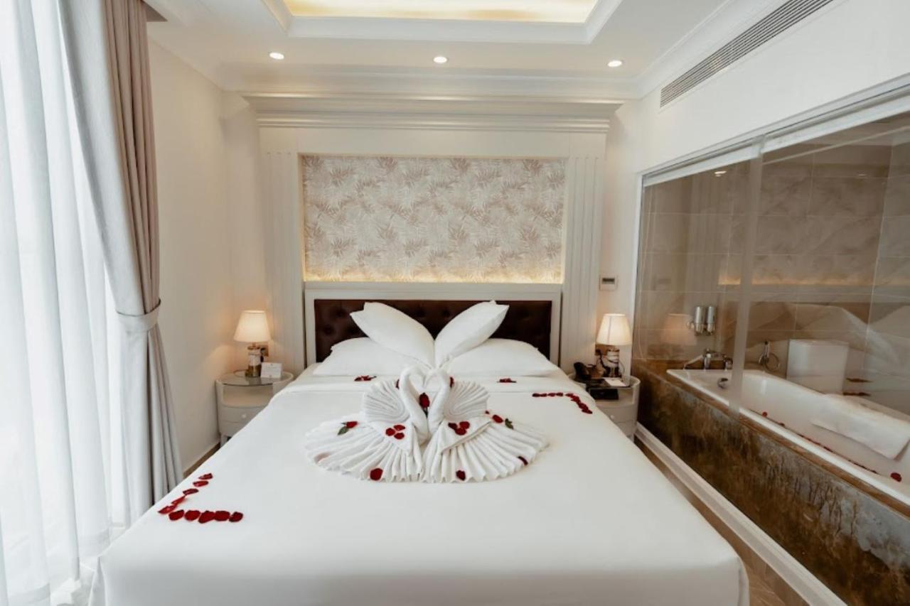 Merperle Beach Hotel Nha Trang Exterior photo