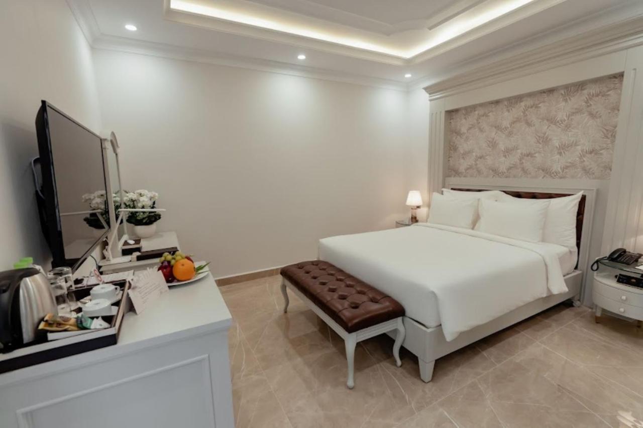 Merperle Beach Hotel Nha Trang Exterior photo