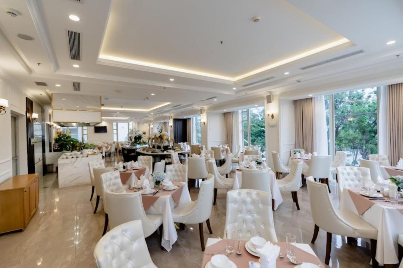 Merperle Beach Hotel Nha Trang Exterior photo