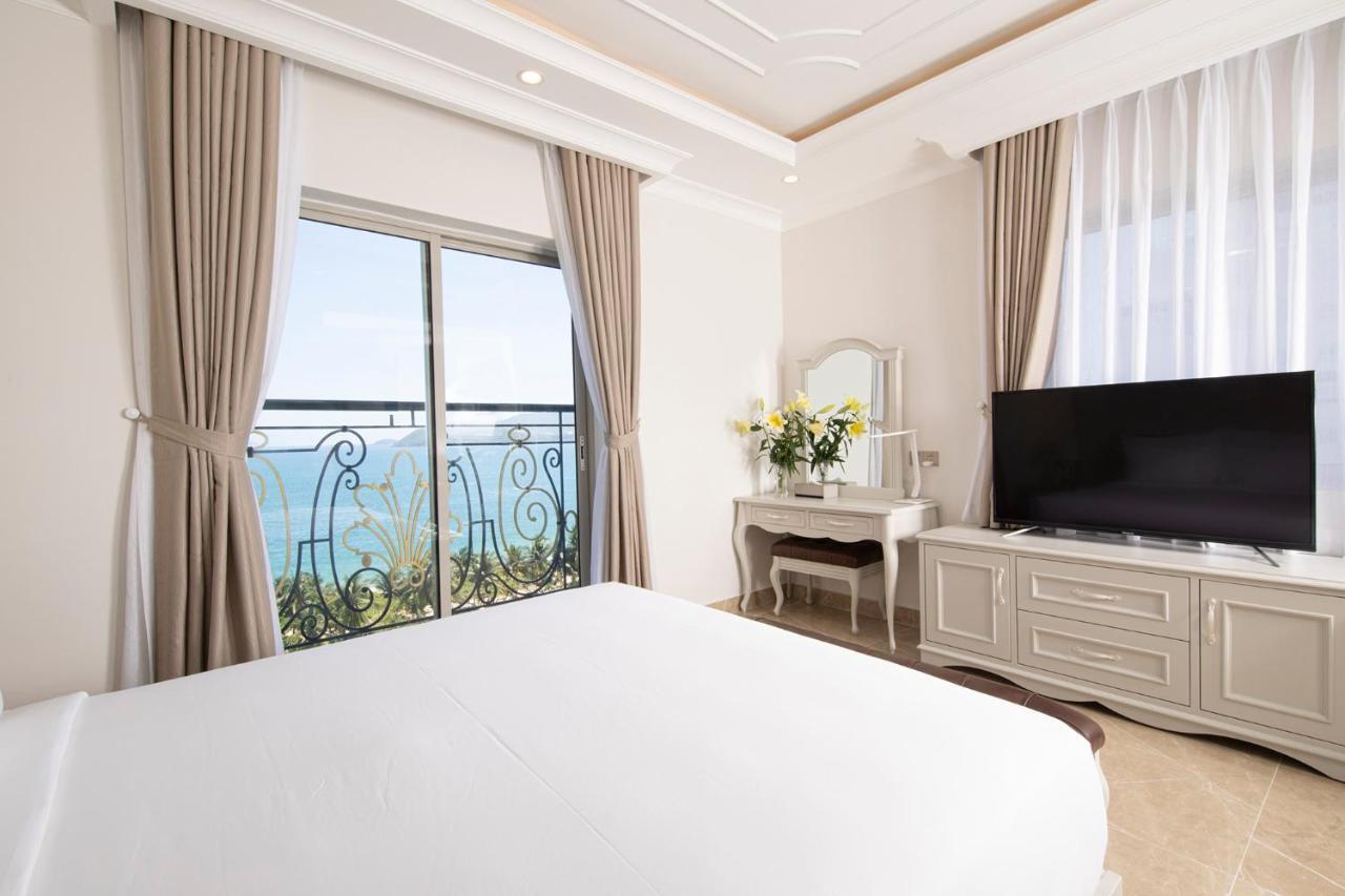 Merperle Beach Hotel Nha Trang Exterior photo