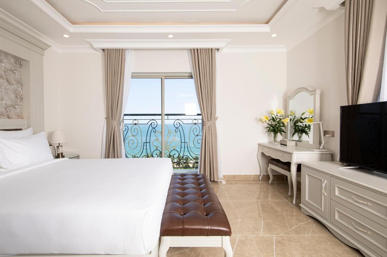 Merperle Beach Hotel Nha Trang Exterior photo